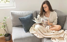 У світі відзначили День книги. Що почитати у вінницьких авторів та авторок