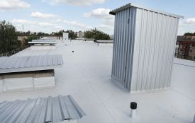 На Вишенці закінчили капітальний ремонт покрівель двох будинків
