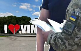 «А потім кажуть, що жінки здіймають галас». Чому ТЦК забирають телефони та чи мають на це право?
