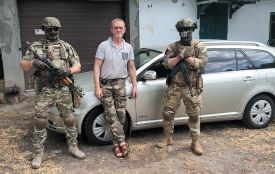 «Їду забирати уже 105 автомобіль»: у латвійця відібрали бізнес, а він все одно допомагає армії