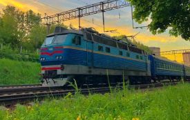 Призначають додатковий поїзд «Київ — Кам'янець-Подільський» на пікові дні квітня і травня