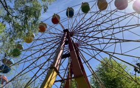 У центральному парку запрацювали атракціони. Яка вартість квитків?