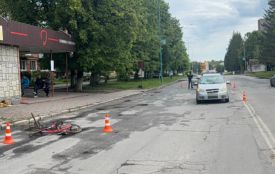 У Хмільнику авто збило 11-річного велосипедиста. Що з хлопчиком?