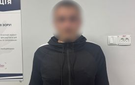 У Вінниці затримали чоловіка, який вкрав рюкзак та розрахувався чужою карткою