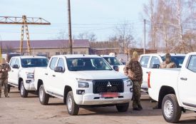 У Вінниці хочуть купити 30 пікапів для ЗСУ. Які саме та скільки на них витратять?