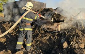 На Хмельницькому шосе згорів легковик — відео. По області рятувальники ліквідували ще 15 пожеж