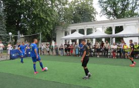 В «Кубку АкТИвних» проти молодих нивівців зіграв володар Кубка УЄФА Євген Селезньов