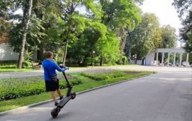 В парках Вінниці зросла небезпека для пішоходів через самокатників: що пропонує депутат