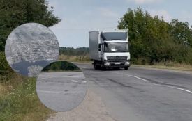 Глибокі ями на виїзді з Вінниці змушують об’їжджати по зустрічній. Водії вимагають ремонту