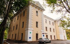 Історія палацу в П’ятничанах — це про велич, занепад і нове життя
