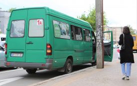У вінницьких маршрутках тестують оплату банківською карткою. Коли все запрацює повністю?