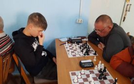 Незрячі знову позмагалися зі звичайними шахістами: хто переміг
