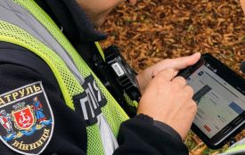 Патрульні Вінниччини почали оформляти схеми ДТП на планшетах