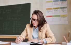 Вітаємо вчителів та Григорія. Історія, заборони та прикмети 5 жовтня