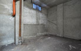 Підвальне приміщення на Порика внесли до списку на продаж