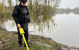Небезпечна знахідка біля ставка: сапери ДСНС ліквідували артснаряд