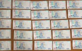 Довіра коштувала 20 тисяч. Чоловік викрав гроші з будинку, де тимчасово проживав