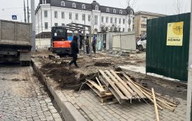 На майдані Небесної Сотні активно ведуться ремонтні роботи: що змінюють?