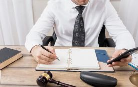 В Україні сьогодні відзначають День адвокатури. Історія, прикмети та заборони 19 грудня