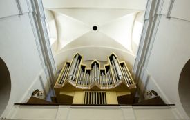 З трамвайних колій до костелу. Як у Вінниці орган «помер», щоб зазвучати знову