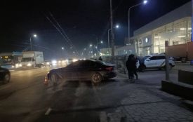 На Лебединського BMW збив жінку на тротуарі. Її госпіталізували