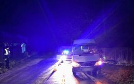 Mercedes збив чоловіка на узбіччі дороги в Калинівці