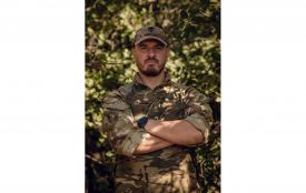 «Ред»:  банкір, який літає на війні (соціальна реклама)