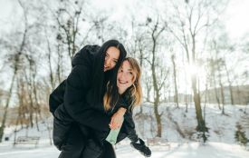 Сьогодні відзначають Міжнародний день обіймів. Історія, заборони та прикмети 21 січня