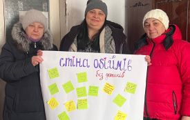 ГО «Захист держави» провела теплу та щиру акцію у Гайсині — «Стіна обіймів»