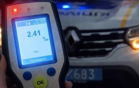 Вінничани «здали» патрульним п'янючого 69-річного водія на Toyota