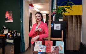 «Німці не розуміли, чому у  них мають продавати українські книги»: як вінничанка відкрила книгарню у Берліні