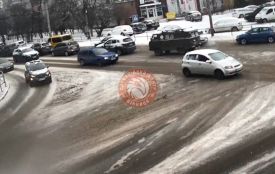 Вінницю накрив снігопад: що зараз відбувається на дорогах