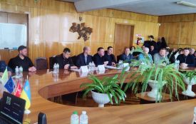 Криза у бідонах: чому закупівельні ціни на молоко стрімко падають та як це зупинити