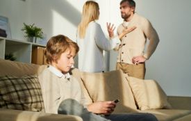 Ображав і принижував колишню дружину на очах дітей: що вирішив суд