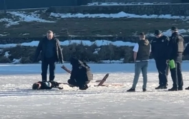 Трагедія на Вишенському озері: у Вінниці з-під криги дістали жінку без ознак життя