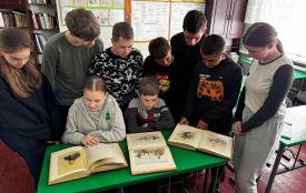 «Знайшов книги Шевченка, не знаю, що з ними робити»: як військовий врятував малюнки Кобзаря