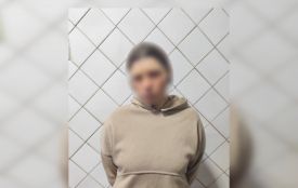 Матір судитимуть за розбещення 13-річної доньки