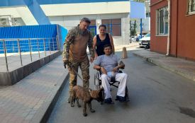 «Ніхто не поступився місцем військовому, він сів на підлогу на наплічник»: випадок у трамваї