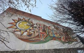 Статус пам’ятки для мозаїки «Ми — за мир»: що приховує зображення на фасаді коледжу ВНАУ