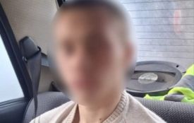 У Гнівані 20-річний хлопець викрав авто і в’їхав у припарковану машину