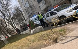 Біля 34-ї школи автівка збила школярку: що відомо