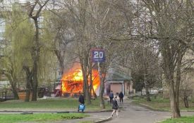 Сорок «квадратів» у вогні: на Вишеньці згоріла альтанка відомого закладу