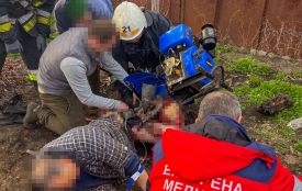 Ноги затисло в ножах: у Липовці рятувальники визволили чоловіка з пастки мотоблока