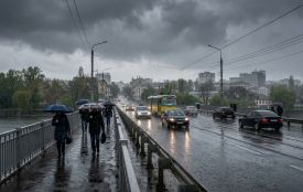 Тримайте під рукою парасольки та теплий одяг. На Вінниччину сунуть заморозки та мокрий сніг