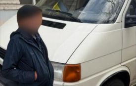 На Арабея водій без прав врізався в припарковане авто і втік — зрештою отримав п’ять адмінматеріалів
