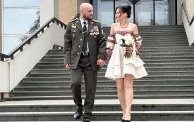 Одружився військовий Євген Ісаєв, який встановив прапор України на вежі біля Луганська