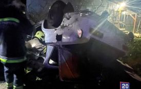 Мікроавтобус протаранив магазин, в іншій ДТП загинув водій