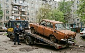 Занедбані машини у Вінниці. 32 авто під загрозою евакуації — чи є серед них ваша?