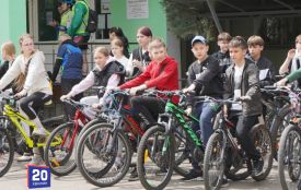 Школярі Вінниці влаштували велопробіг у пам’ять про полеглих Героїв
