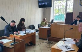 Зарізав двома ножами: жителя Вінниччини засудили до 15 років за вбивство вітчима